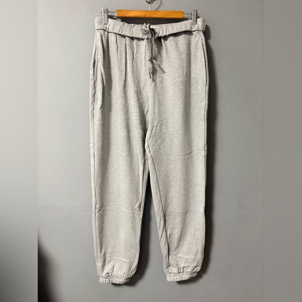 NWT Atoir Sports Club Goalkeeper Track Pants Joggers  in Gray Marle. Size 8